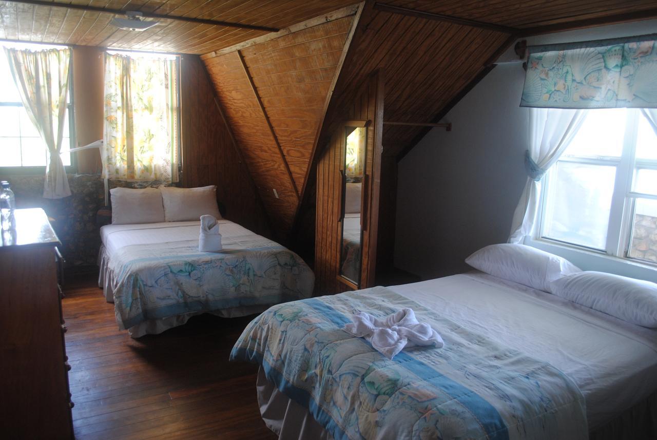 The Sea Front Inn Пунта Горда Екстериор снимка