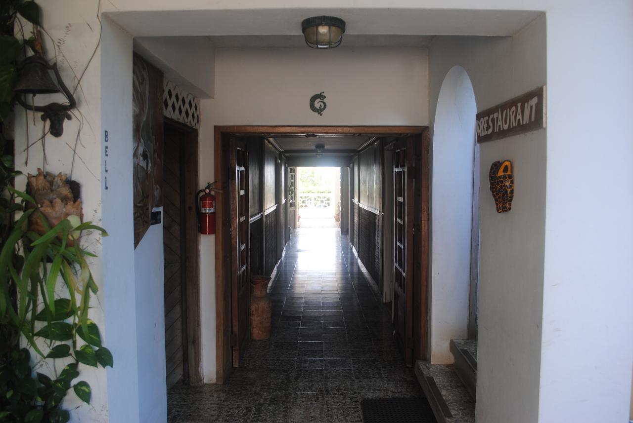 The Sea Front Inn Пунта Горда Екстериор снимка